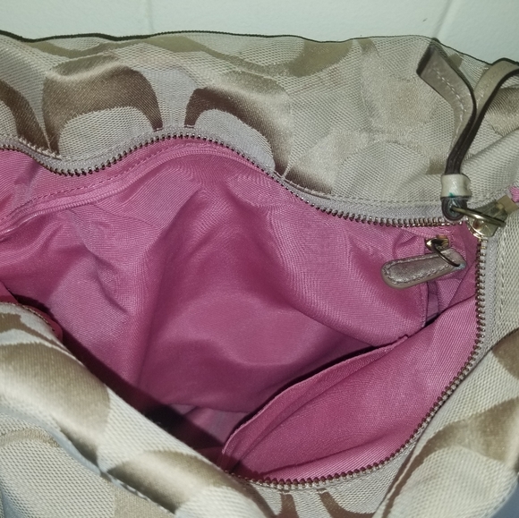 Coach purse - Picture 3 of 4